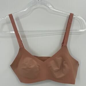 KNIX Padded V-Neck Evolution Bra Size 1 US A/B 32-34 T-Shirt Wireless Adjustable